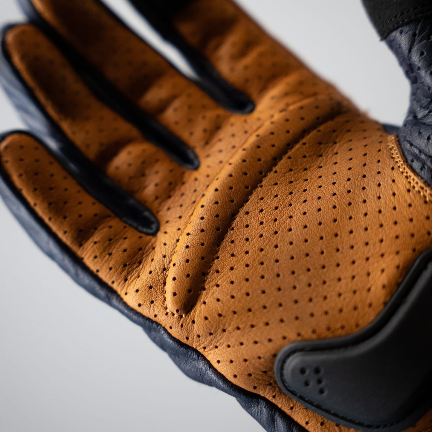*NEW* The 'Golden Owl MK-I' gloves | Mojo.Bike Collaboration