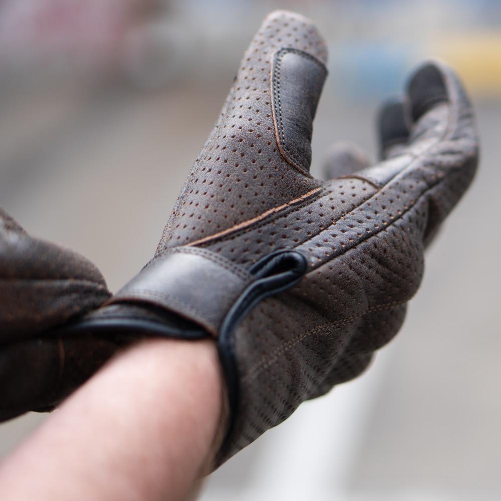 Thumpa's Short Cuff Brown Leather Motorbike Gloves